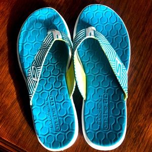 Turquoise blue Sketchers On The Go Sandals